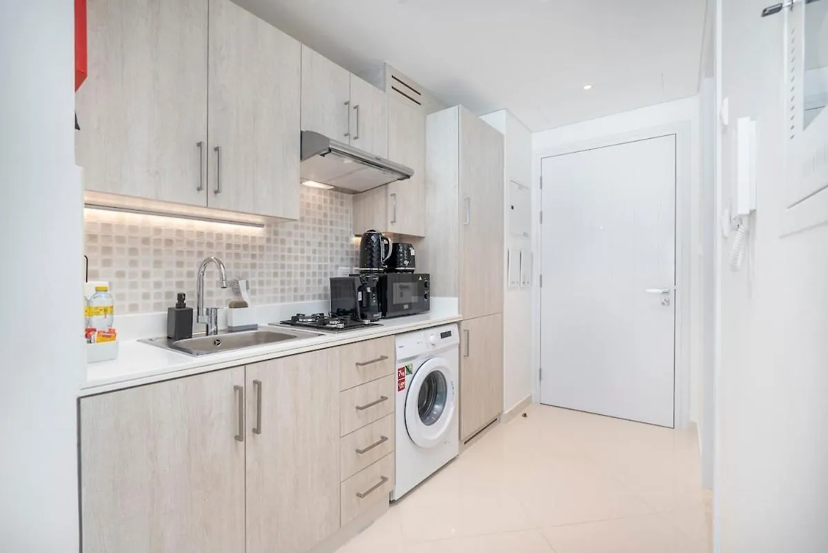 Apartment Cozy Studio With Easy Access To The Beach In Palm Jumeirah! Dubai