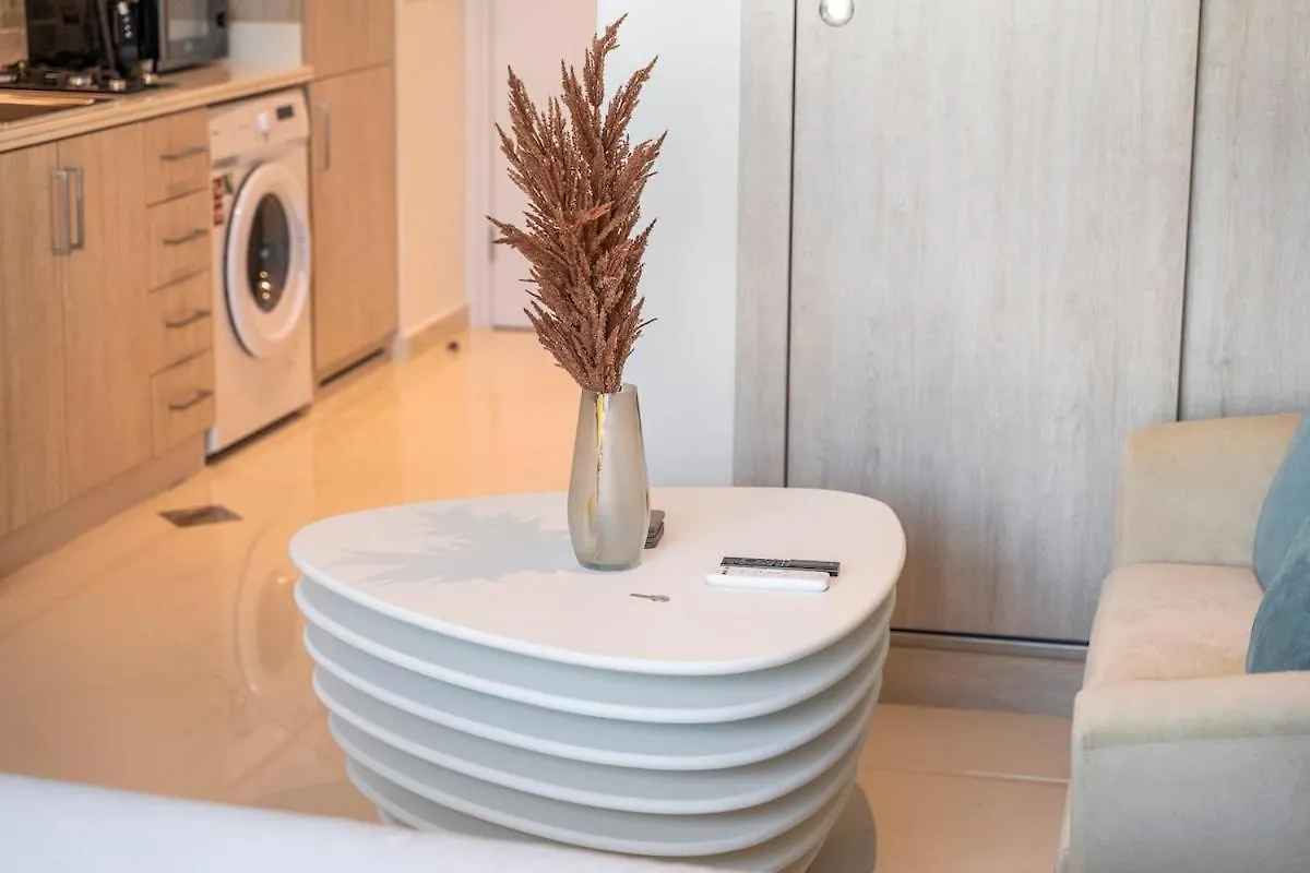 Cozy Studio With Easy Access To The Beach In Palm Jumeirah! Dubai