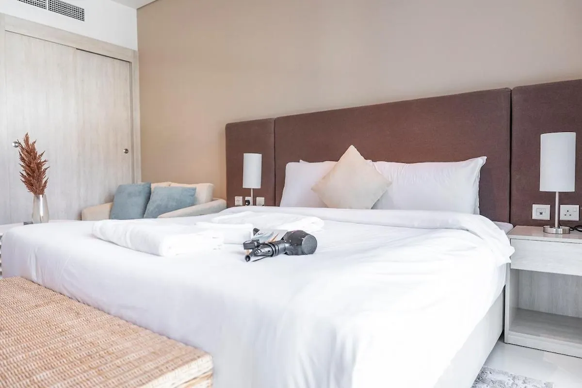 Cozy Studio With Easy Access To The Beach In Palm Jumeirah! Dubai Apartment