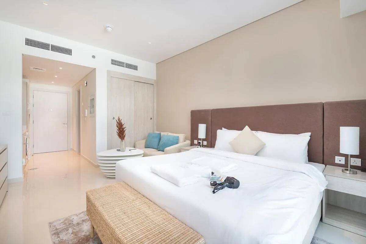 Cozy Studio With Easy Access To The Beach In Palm Jumeirah! Dubai Apartment